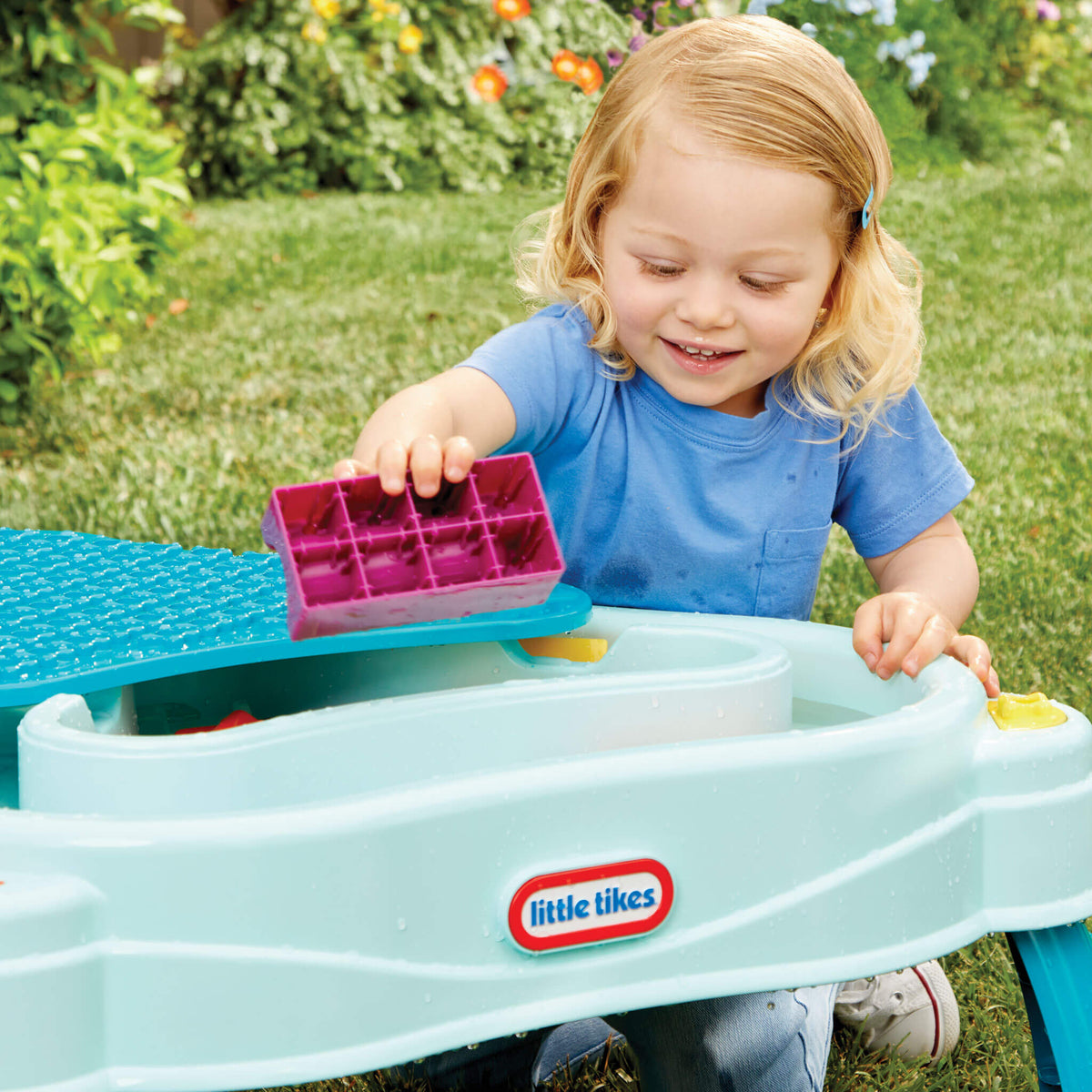 Build & Splash? Water Table with 50+ Accessories