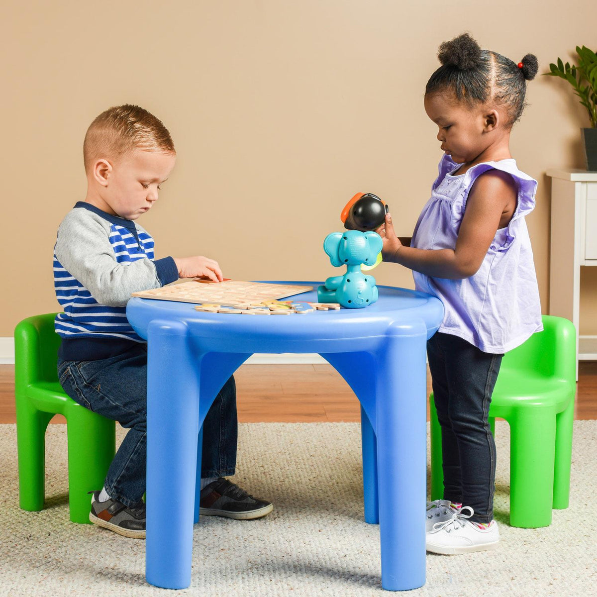 Bright 'n Bold? Table & Chairs Set