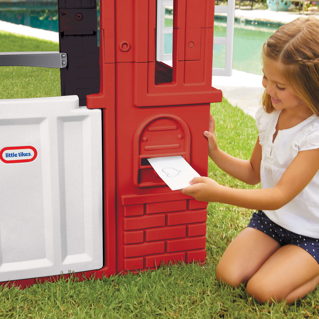 Cape Cottage Playhouse? - Red