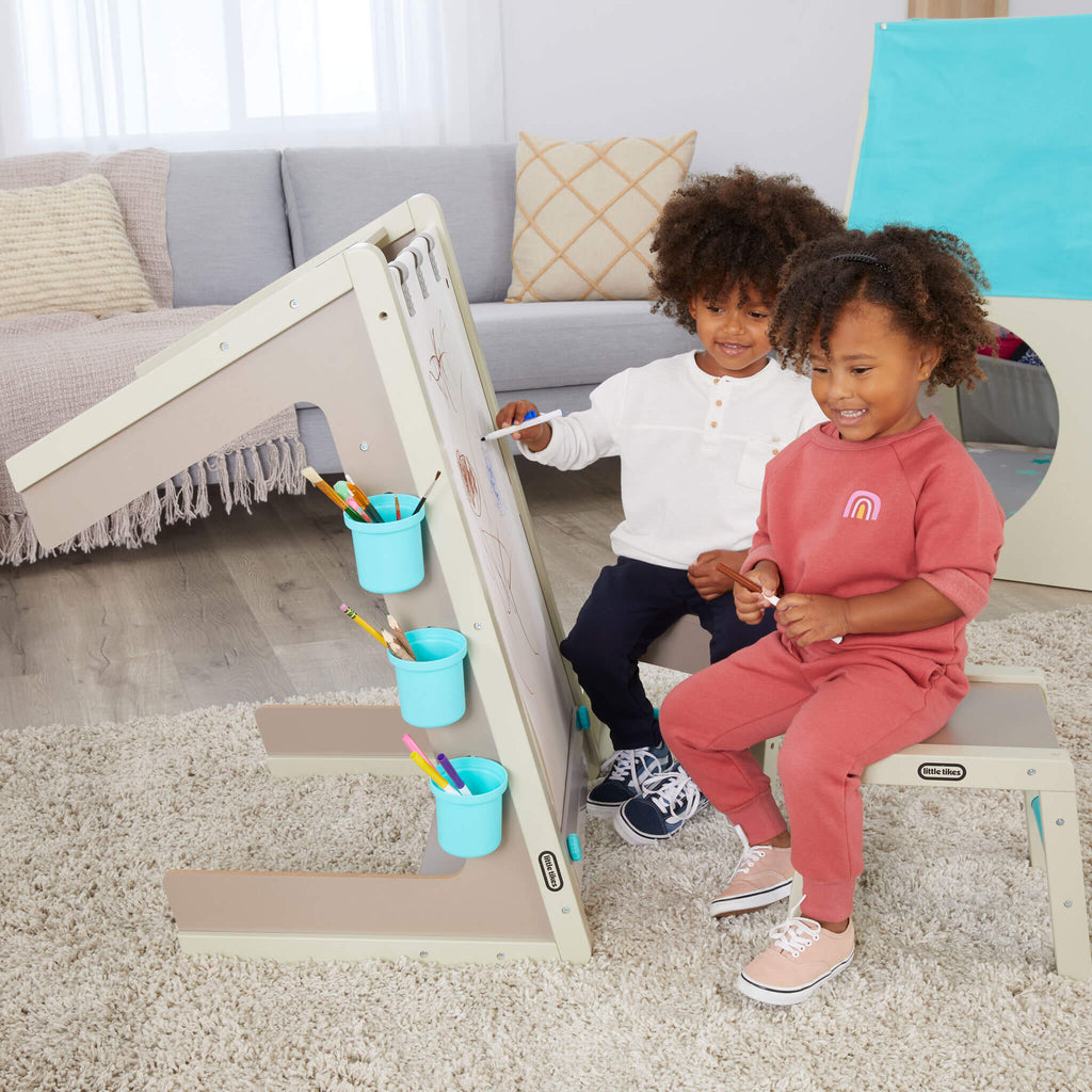2-in-1 Easel and Art Table