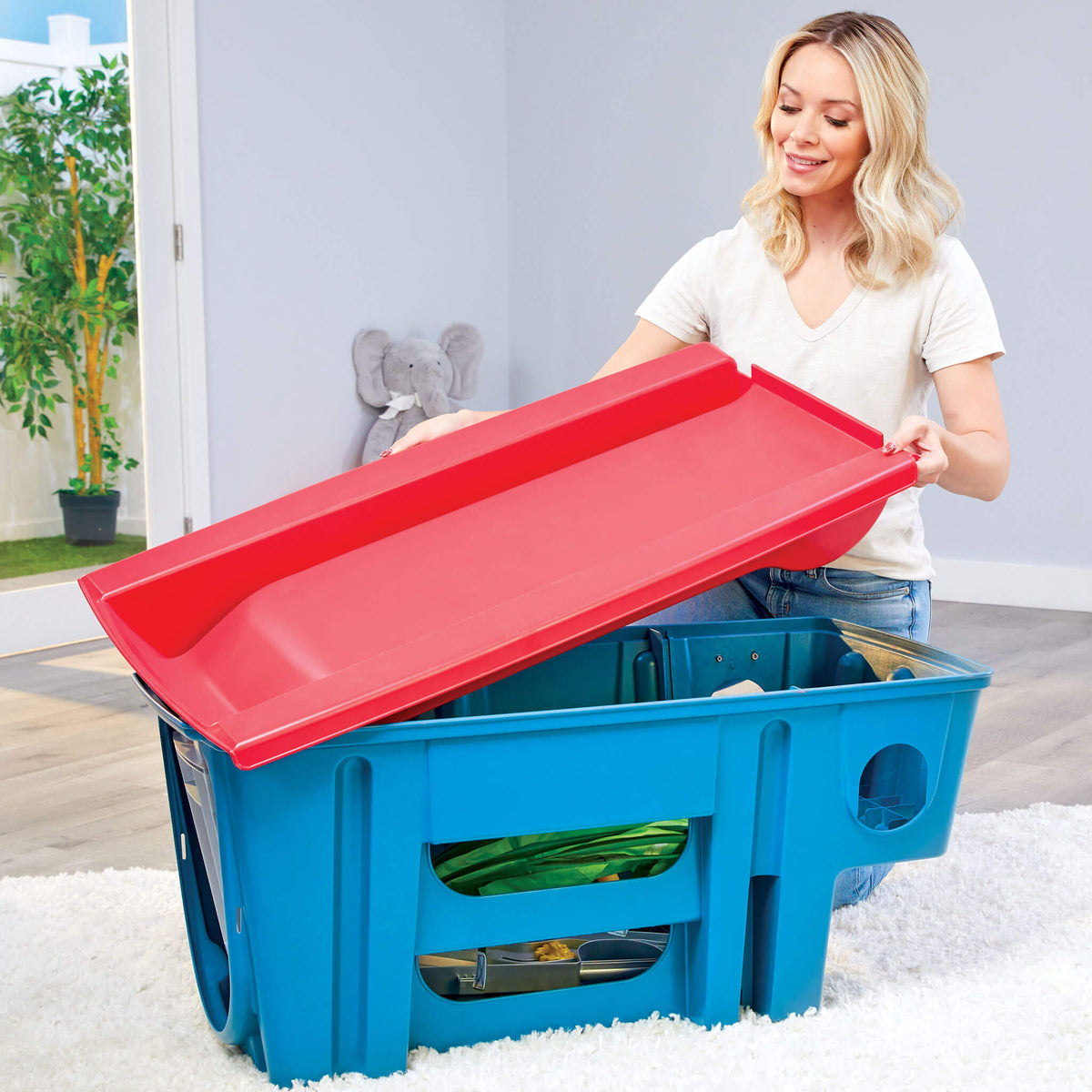 Easy Store? Slide & Explore