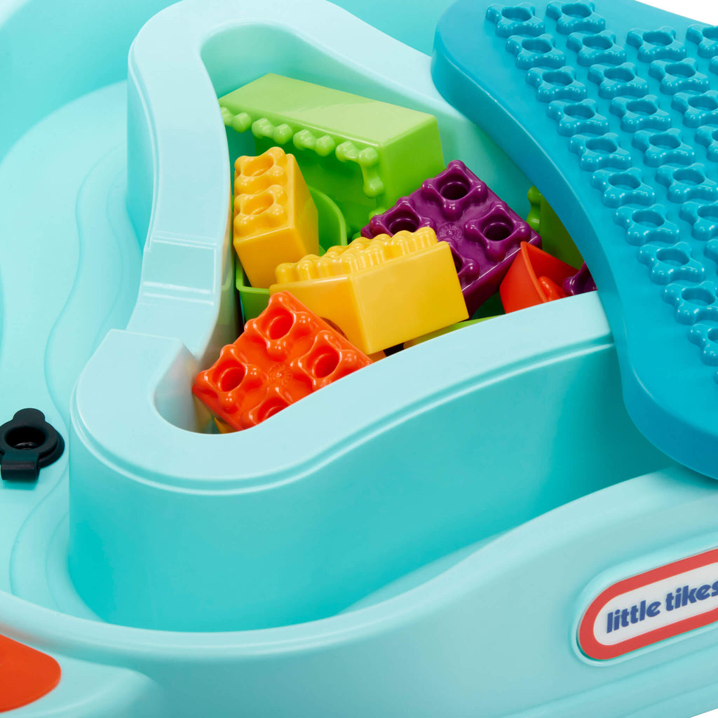 Build & Splash? Water Table with 25+ Accessories