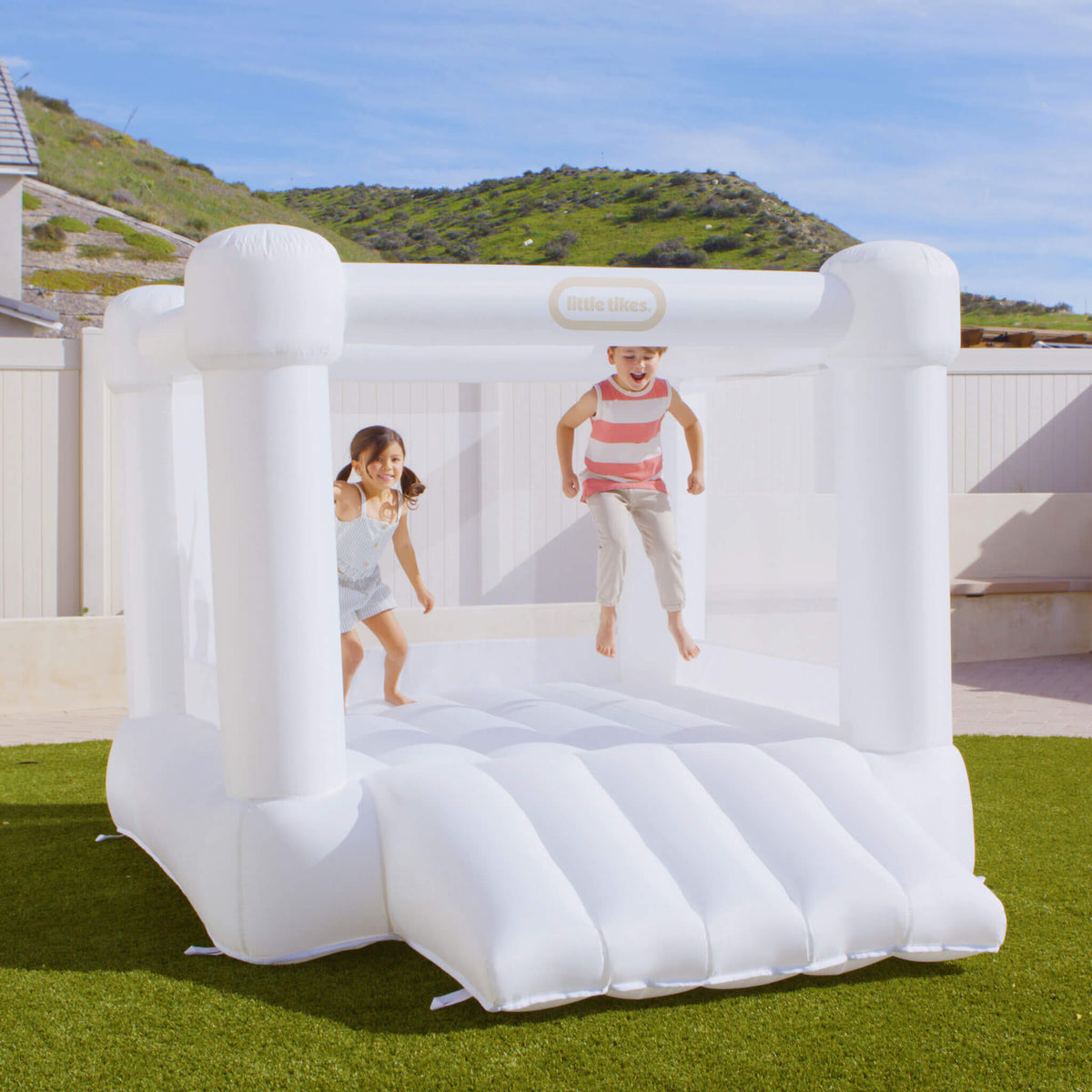Cloud Collection? White Jr. Jump 'n Slide? Bouncer