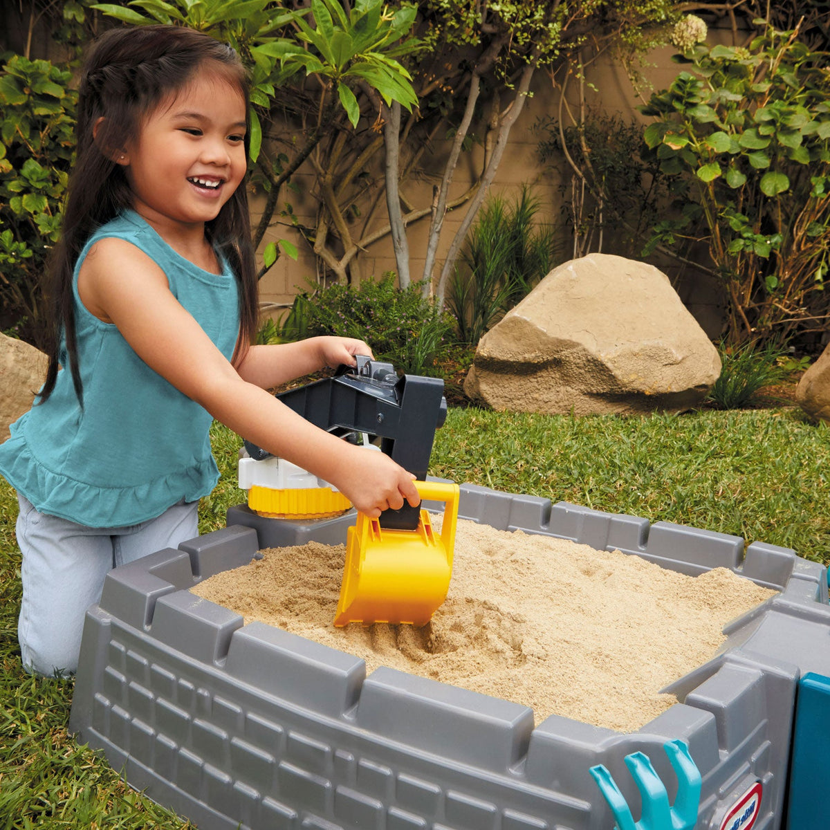 Dirt Diggers? Excavator Sandbox